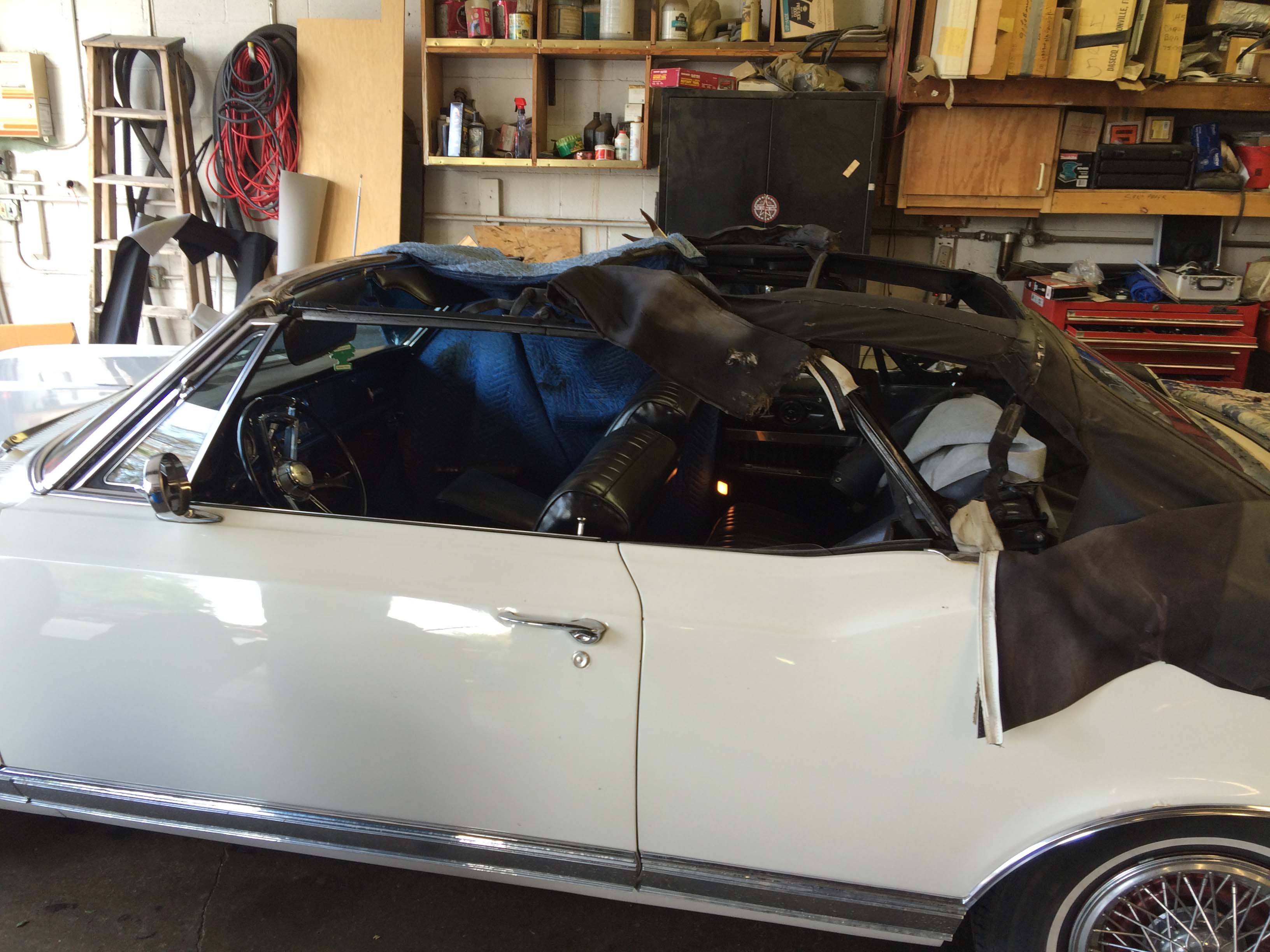 picture of car convertible top in need of cosmetic repair
